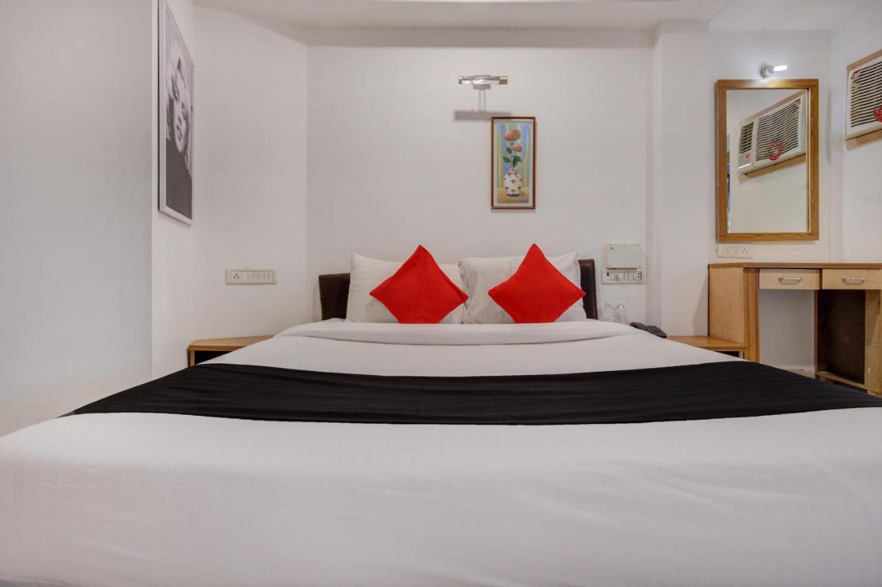 מומביי Capital O 77295 Hotel Bansidhar Bhuvan מראה חיצוני תמונה