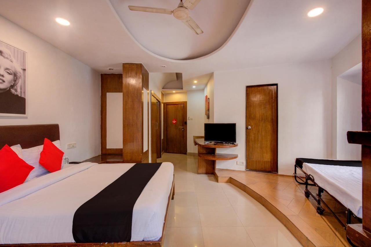 מומביי Capital O 77295 Hotel Bansidhar Bhuvan מראה חיצוני תמונה