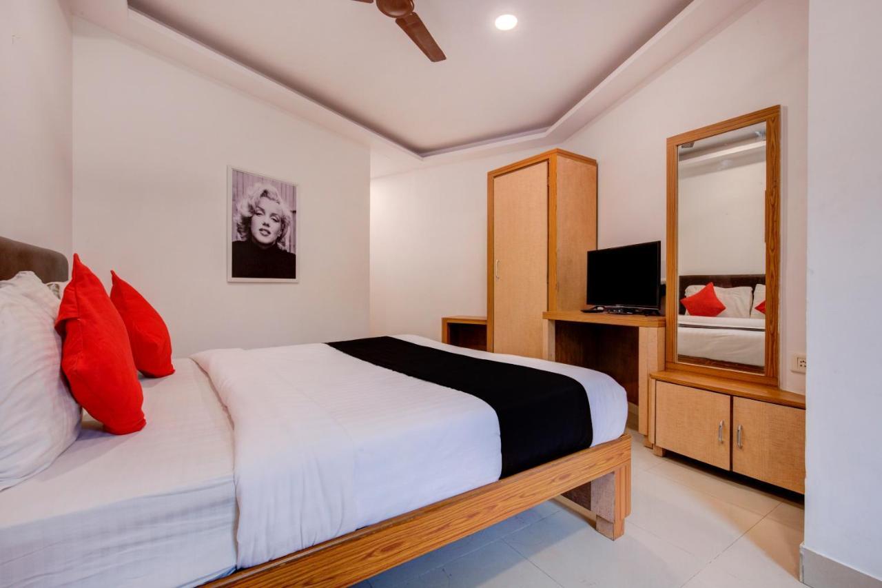 מומביי Capital O 77295 Hotel Bansidhar Bhuvan מראה חיצוני תמונה